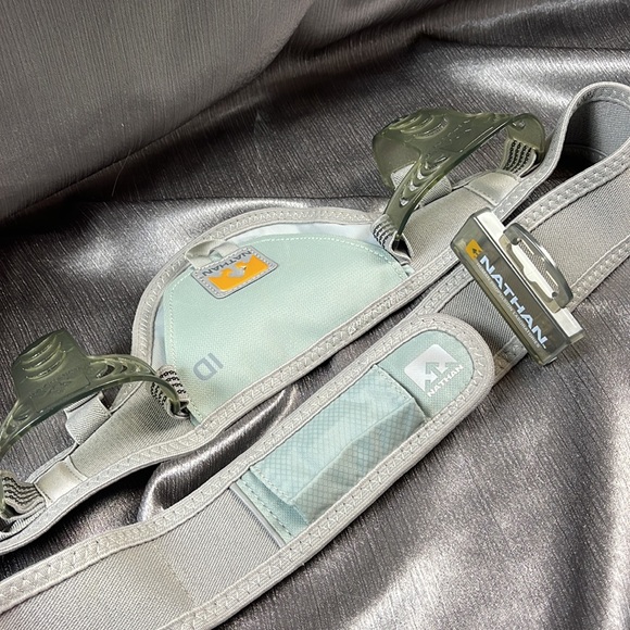 NATHAN RUNNING HYDRATION BELT Trail Mix Hydration Gray Adjustable Unisex - Picture 4 of 11
